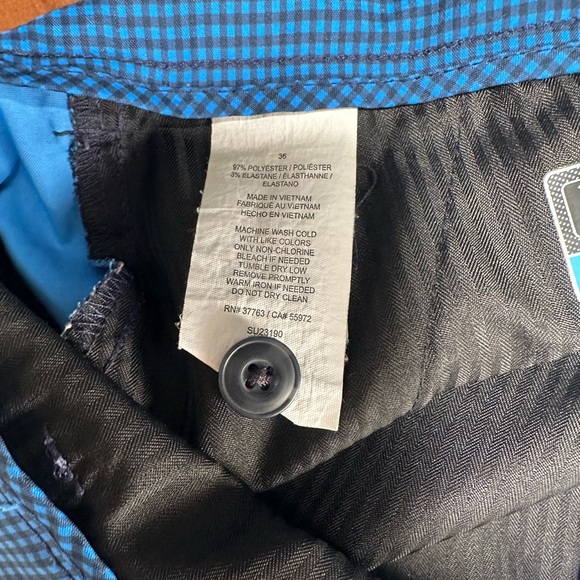 PGA Tour Men's Blue Patterned Flat Front Shorts - Picture 5 of 5